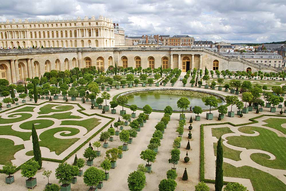 Palace of Versailles (Credit: Filip Fuxa/ shutterstock.com)